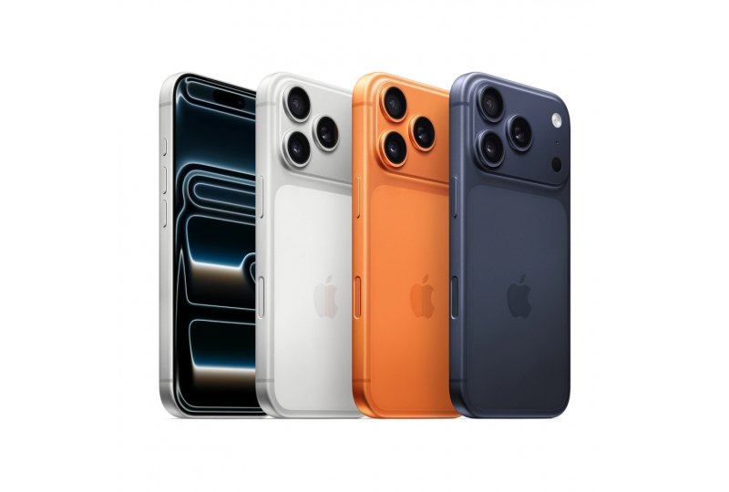 Apple iPhone 17 Pro Max 256GB Cosmic Orange