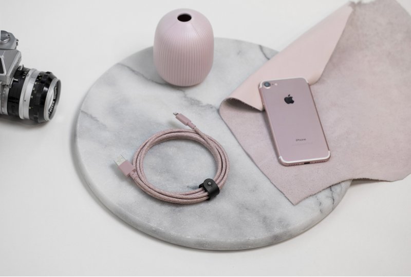 Кабель Native UnionLightning/USB, 3 м, розовый Кабель Native UnionLightning/USB, 3 м, розовый